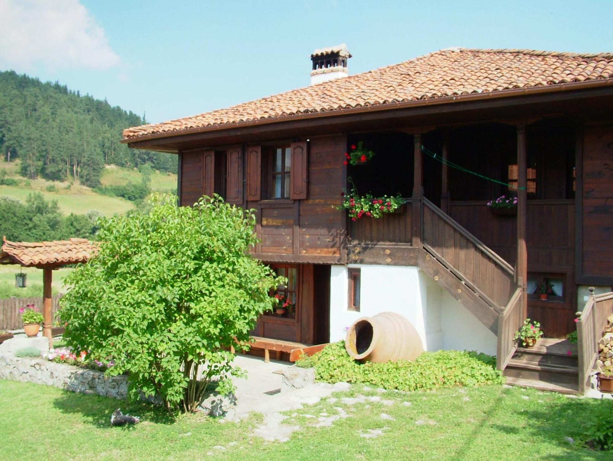 Hadji Neikovi Guest house