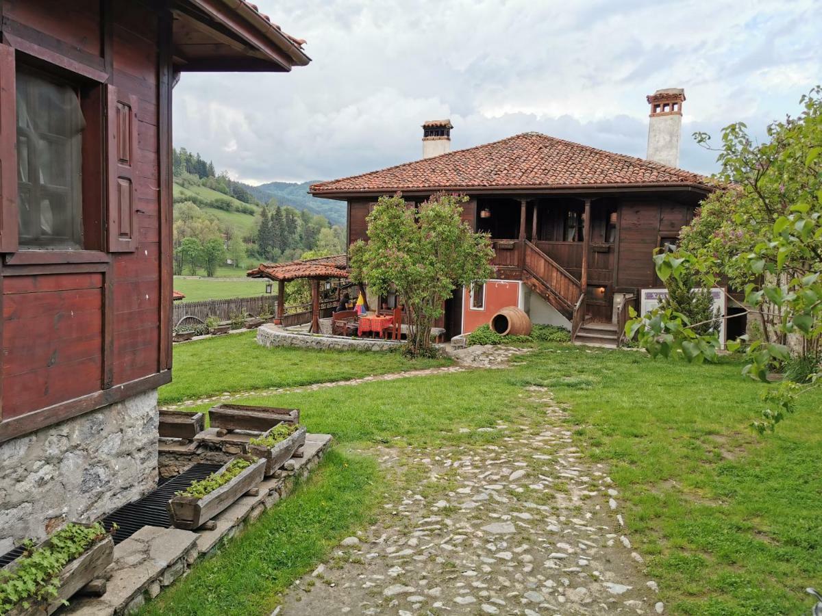 Guest house Hadji Neikovi 2*