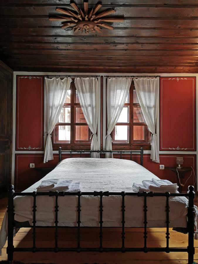 Guest house Hadji Neikovi 2*