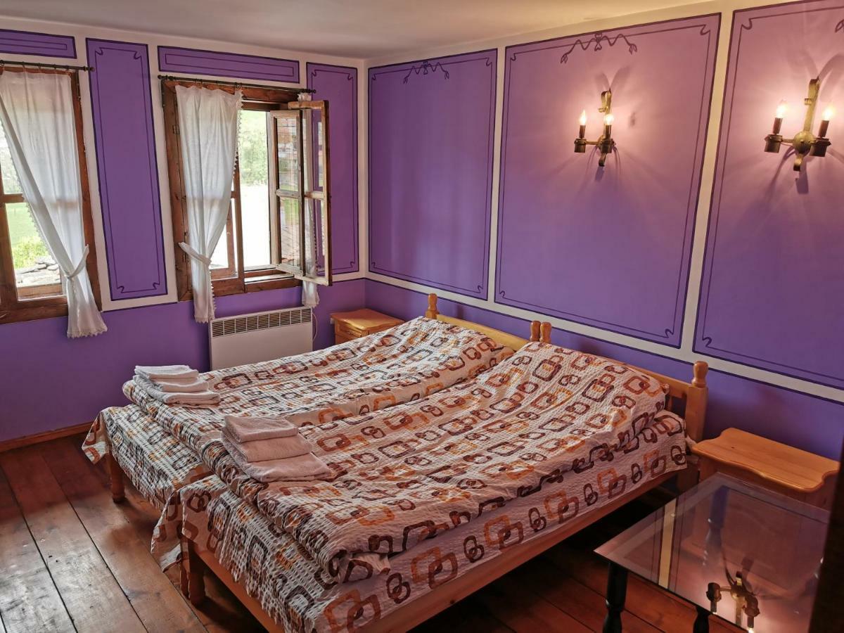 Hadji Neikovi 2* Koprivshtitsa